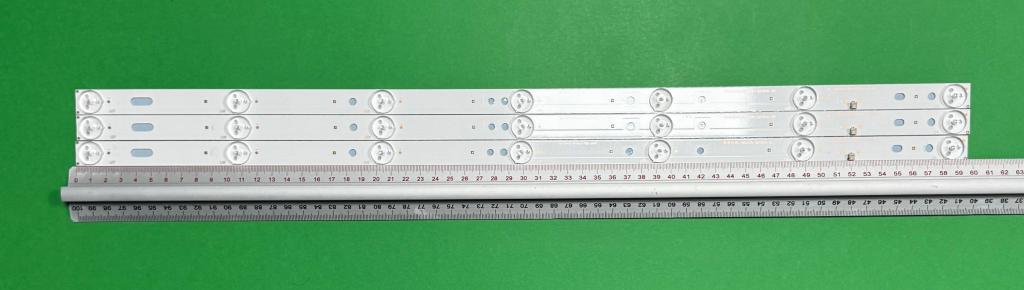 Zestaw listew LED do naprawy podświetlenia telewizora MITASHI 32" zestaw 3szt X ZDCX32D07-ZC14FG-05 2015-01-29 HL-00320A28-0701S-04 180.DT0-321800 , 7LED , 598MM , 3V ,